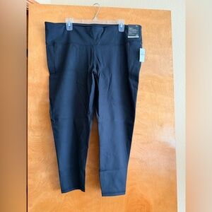 GAP 7/8 Black High Compression Leggings